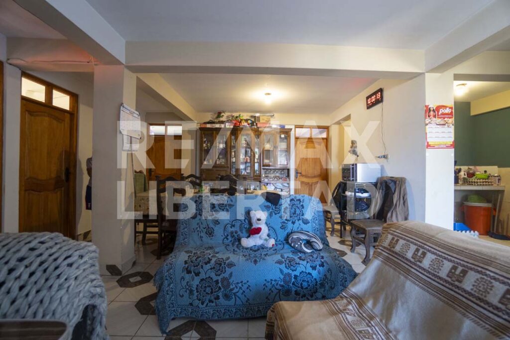 Casa en Obra Gruesa en Venta - Villa Armonía, Cochabamba